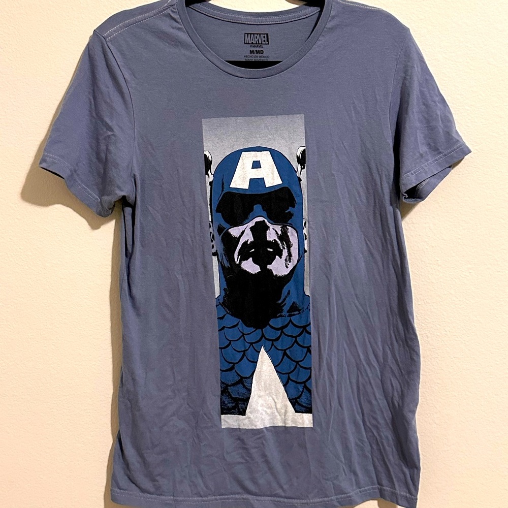 Marvel ; Capitan American Shirt.